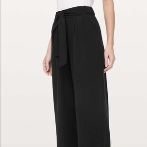 Lululemon Noir Pants Size 2 Black BRAND NEW WITH TAGS